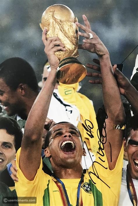 rivaldo carrera.